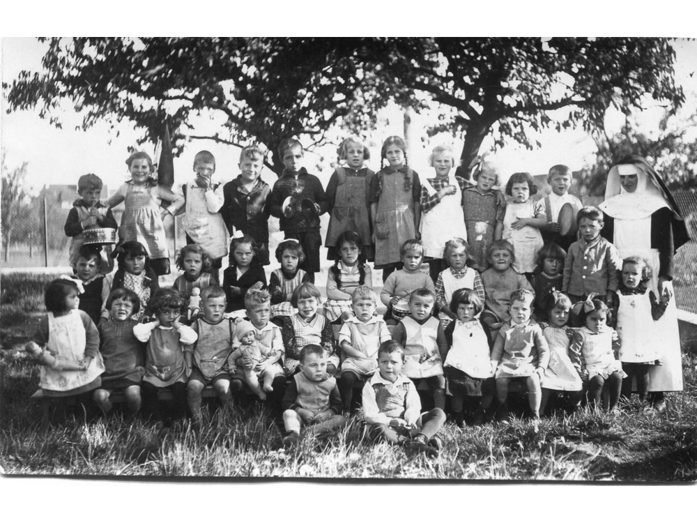 Kindergarten ca 1932
Brender_005